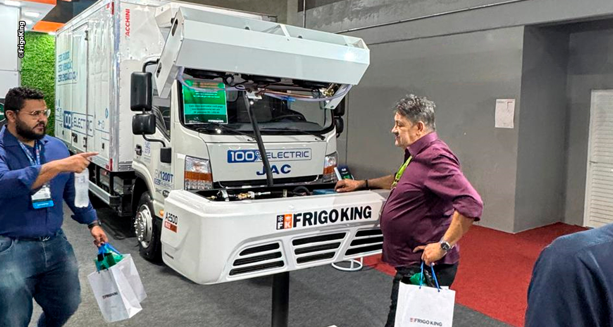 Frigo King comercializa sete Zeus e 20 eFlex City na Fetranslog 2025