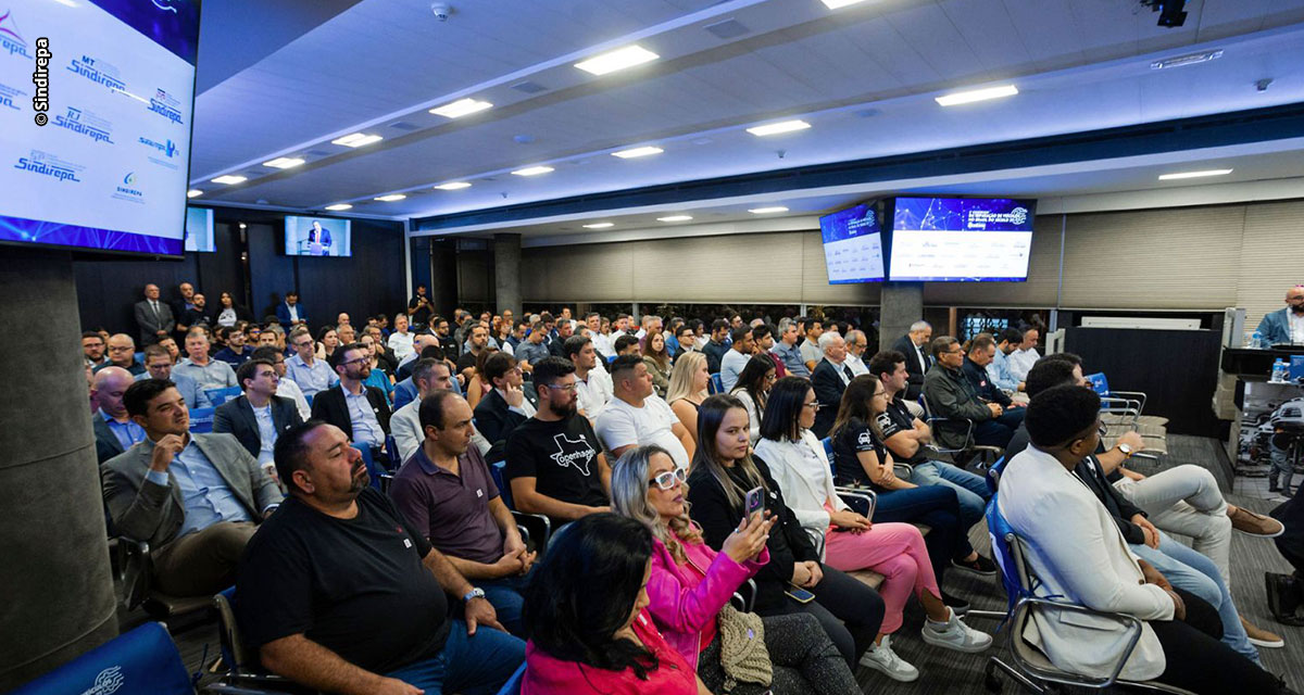 Congresso do Sindirepa Brasil debate o futuro da reparação automotiva  com grandes nomes do setor